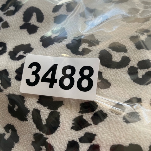 NEW!! Altar'd State Leopard Cheetah Animal Print Pull-on Shorts Belted Small - Picture 10 of 10